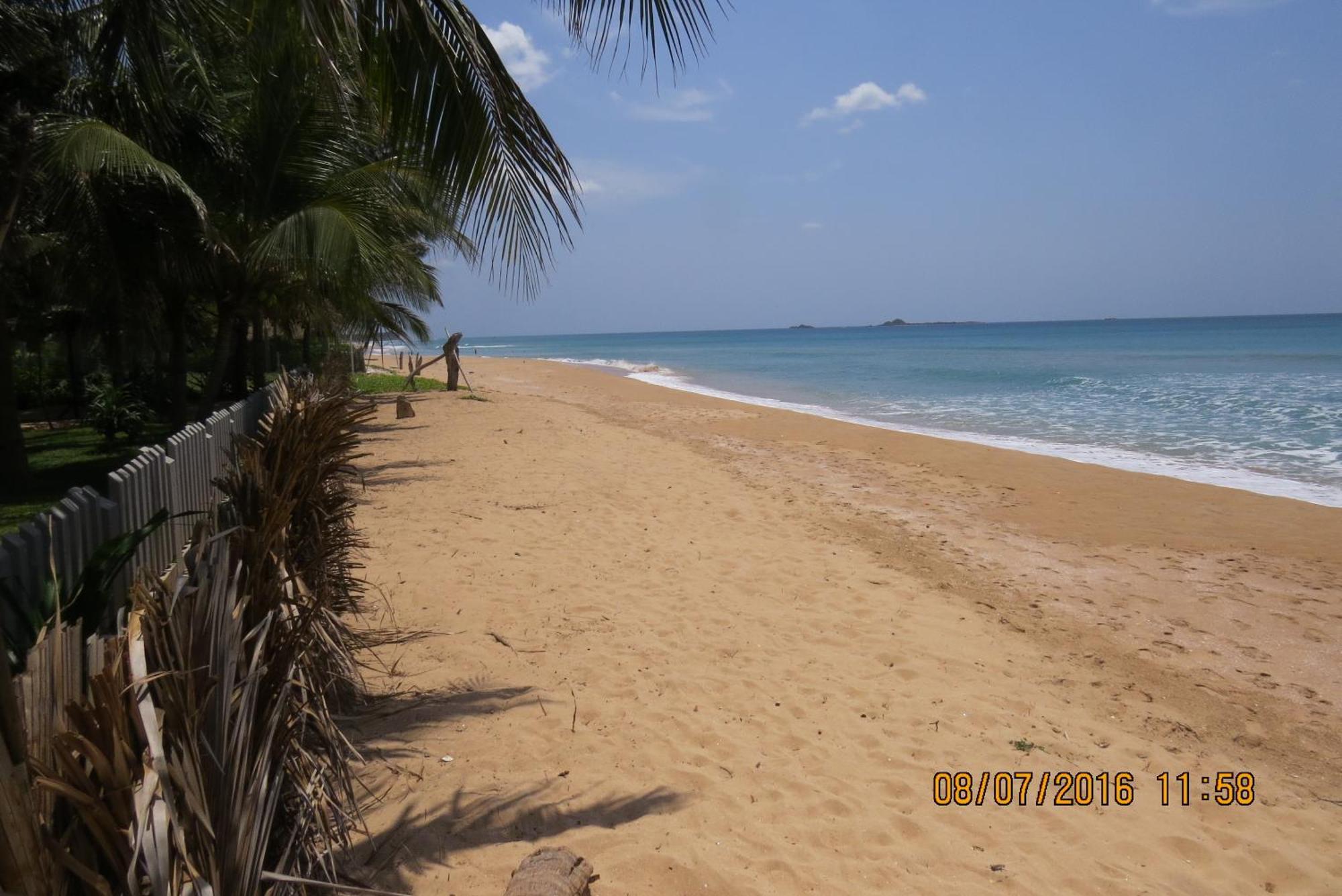 Beach Bliss Trincomalee Extérieur photo